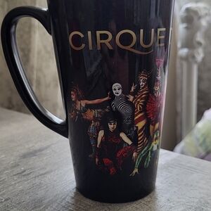 Cirque Black Mug with Artistic Design